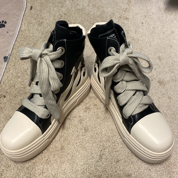 High Top Sneaker - Picture 2 of 5